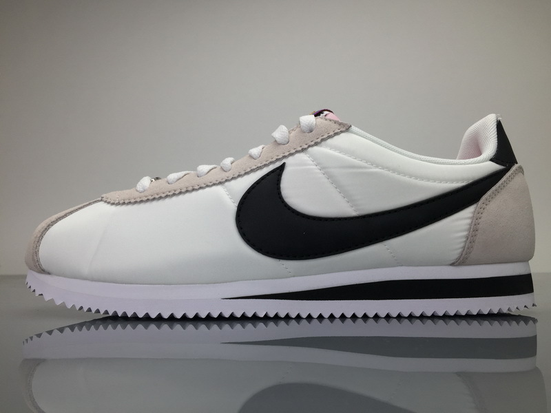 Nike Classic Cortez Betrue QS 902806100